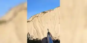 [Vidéo] Un triplé de sangliers à flanc de montagne impressionnant!